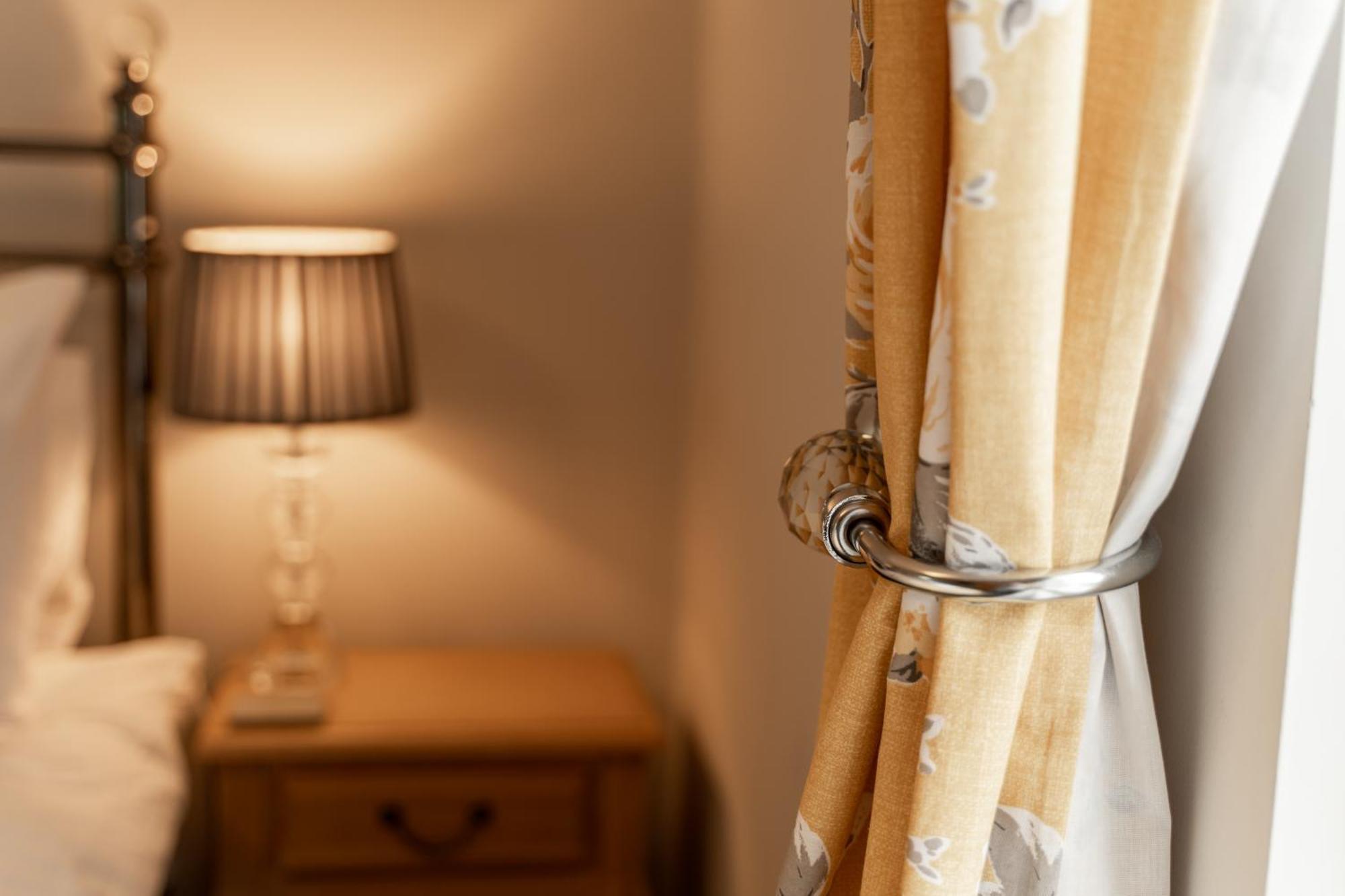 Cosy 2 Bed Cottage In Charming Village Of Christleton - For Up To 5 エクステリア 写真