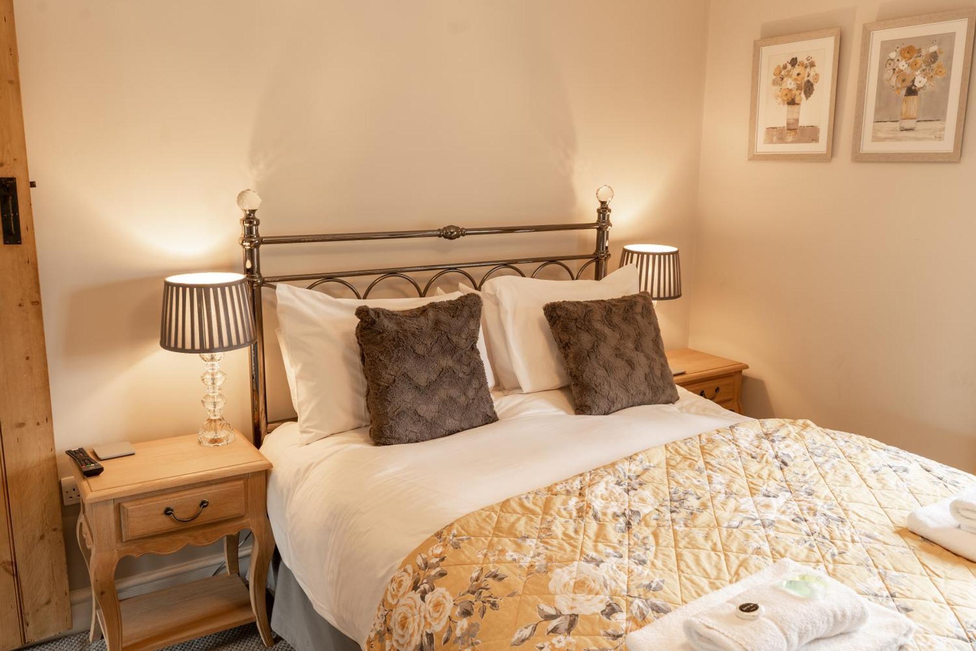 Cosy 2 Bed Cottage In Charming Village Of Christleton - For Up To 5 エクステリア 写真