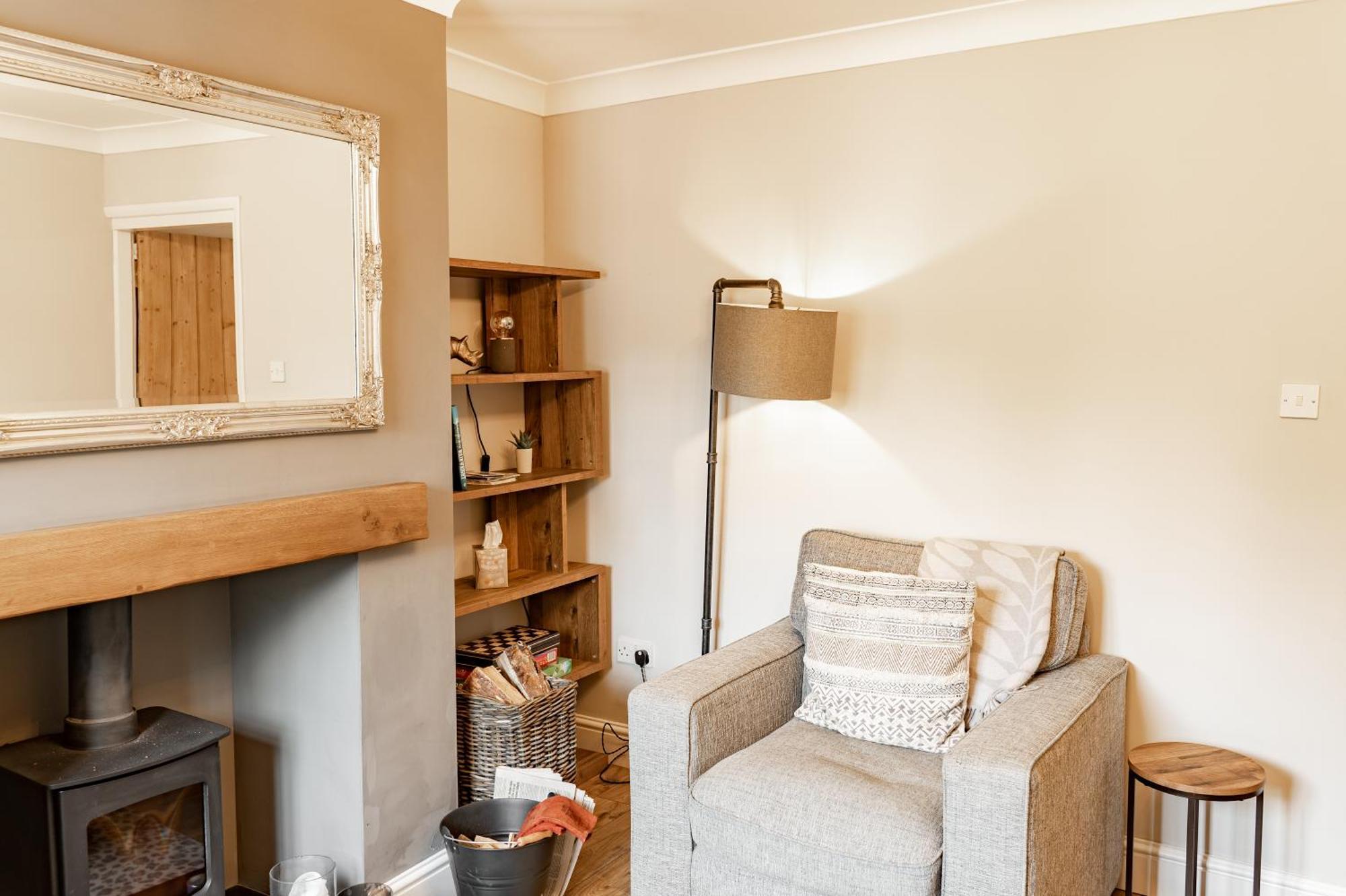 Cosy 2 Bed Cottage In Charming Village Of Christleton - For Up To 5 エクステリア 写真