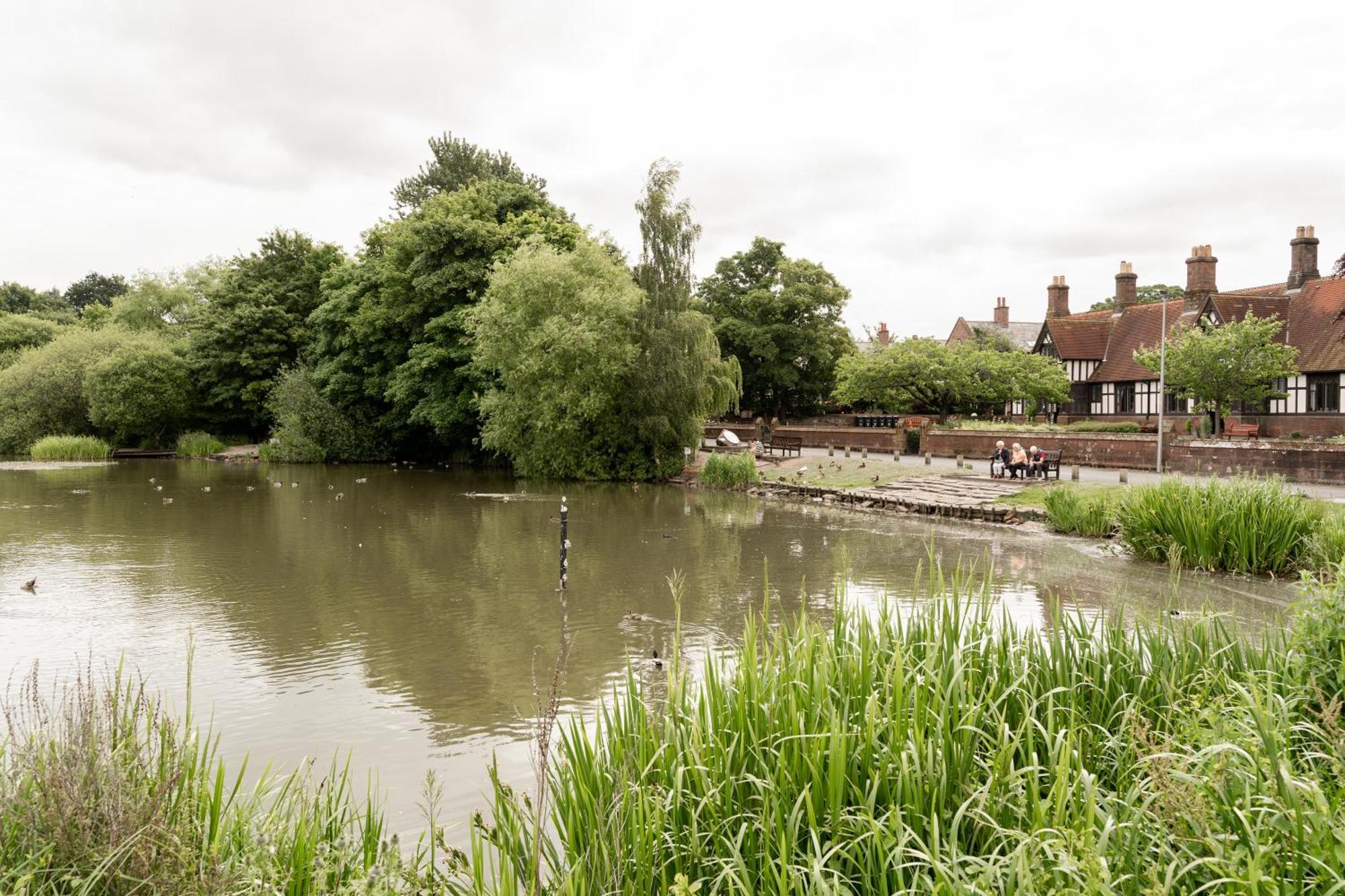 Cosy 2 Bed Cottage In Charming Village Of Christleton - For Up To 5 エクステリア 写真